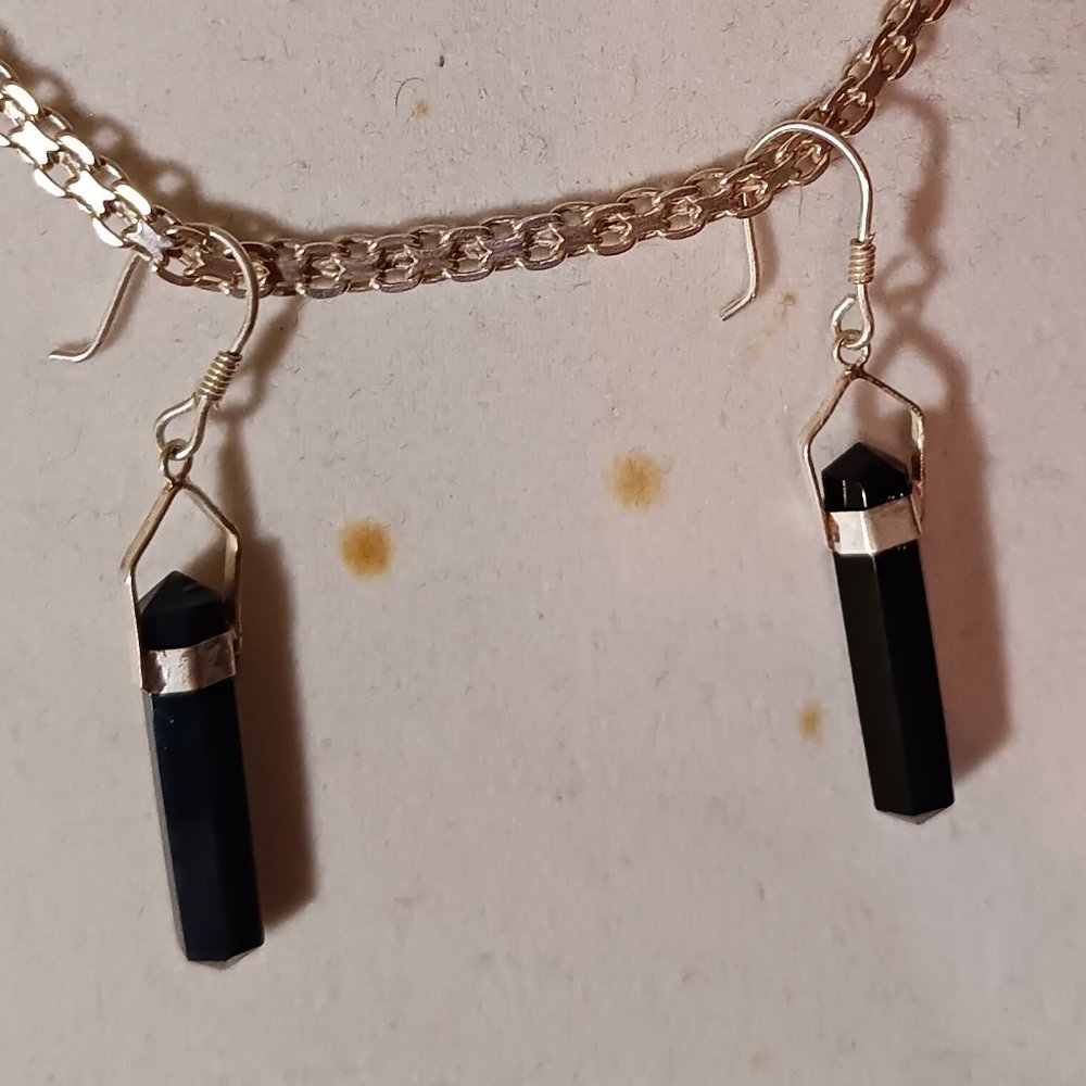 Hand Crafted 90s Vintage Sterling Silver and Onyx Earrings - Picture 4 of 8